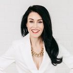 Profile Photo of Writing & Thought Leader Coach (@saraconnell) on Instagram