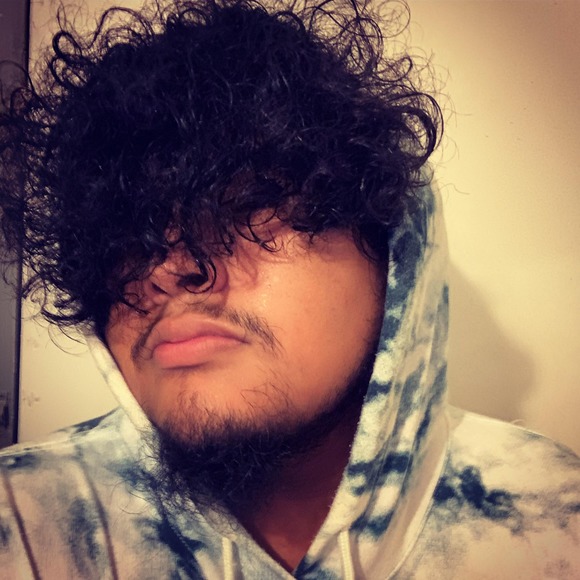 Profile Picture of Richard Rosales (@richardrosal560) on Poshmark