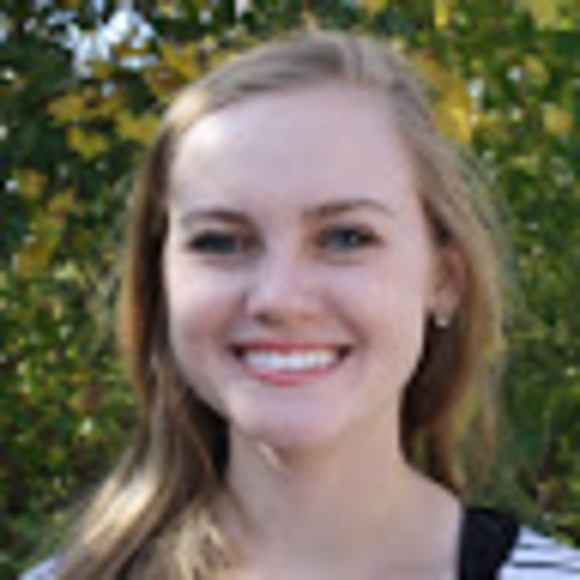 Profile Picture of Aleesha Slattengren (@aleeshalynn14) on Poshmark