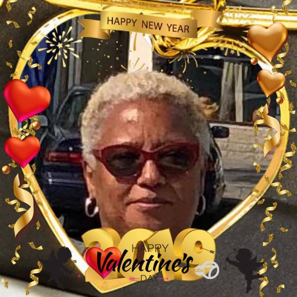 Profile Picture of Deborah Epps (@rosies101nonly) on Poshmark