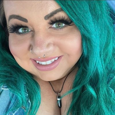 Profile Picture of Jillian Brooke (@HarbisonJillian) on Twitter