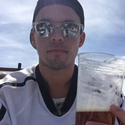 Profile Picture of Brett Walker (@AtBrettt) on Twitter