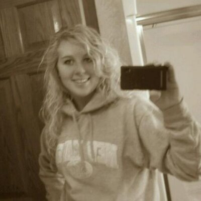 Profile Picture of Alisha Huffman (@ahuffman93) on Twitter