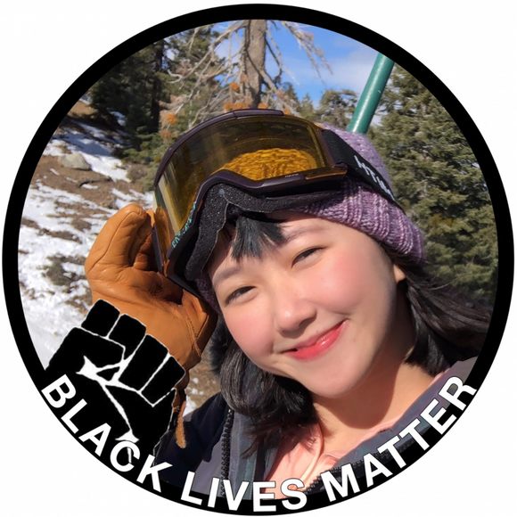 Profile Picture of Sophia Tsai (@sophiaryaun) on Poshmark