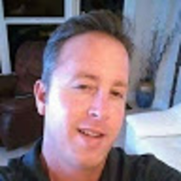 Profile Picture of Scott Comcowich (@smcomcowich) on Poshmark