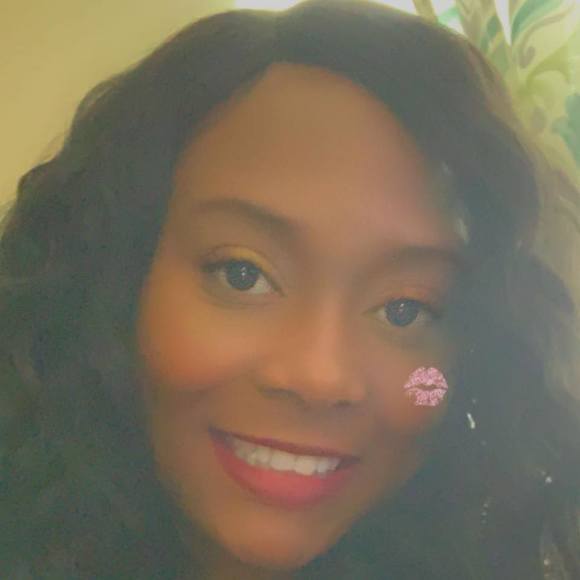 Profile Picture of Tonya Mcghee-pryor (@tonya_mcghee) on Poshmark