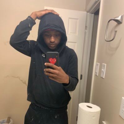Profile Picture of 1ᴷcoke 💙 (@cokedru) on Twitter