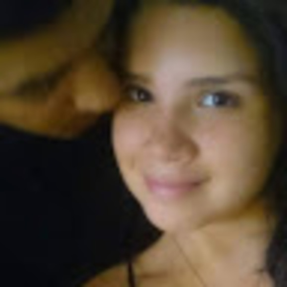 Profile Picture of Carlos Hurtado (@carloshurtaado) on Poshmark