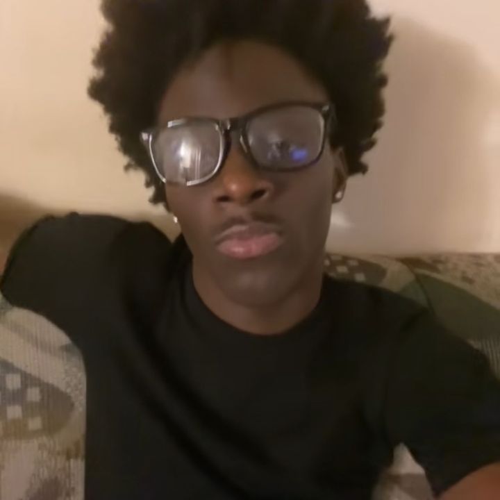 Profile Picture of MARK (@flolikemark) on Tiktok