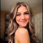 Profile Picture of d a n i e l l e  p a c e (@daniellepacexoxo) on Instagram