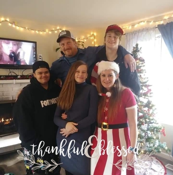 Profile Picture of Neverjen Starkovich (@neverjens) on Poshmark