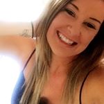 Profile Picture of Tiffany Webb (@spraykissedtan) on Instagram