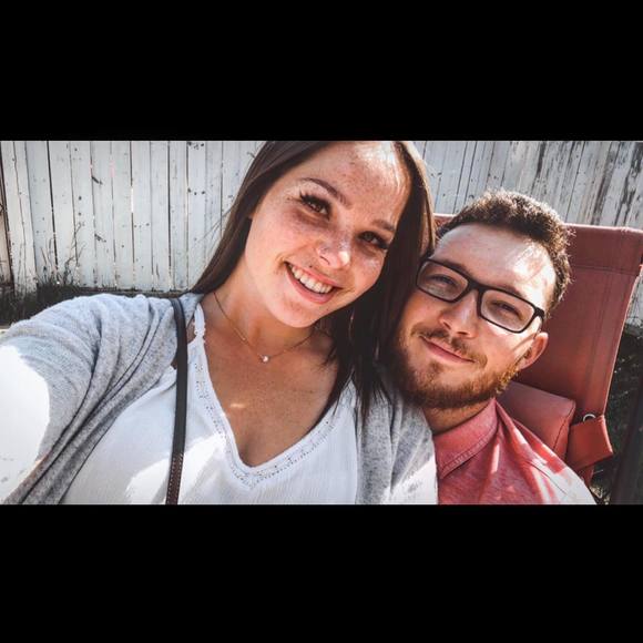 Profile Picture of Taryn Sharp (@tarynsharp) on Poshmark