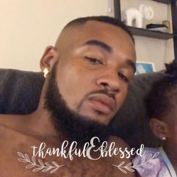 Profile Picture of Kyree Lotharp (@kyreelotharp63) on Poshmark