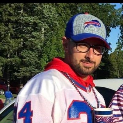 Profile Picture of Nick Moro (@NickMoro85) on Twitter