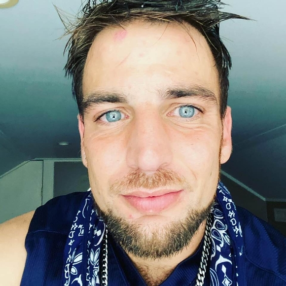 Profile Picture of Michael Crosby (@mikegcrosby88) on Poshmark