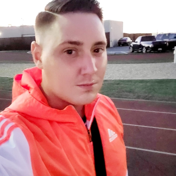 Profile Picture of Jacob Shirley (@jacwshir99) on Poshmark