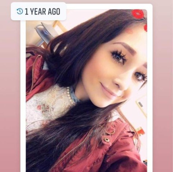 Profile Picture of Cira Smith (@cirasmith518) on Poshmark