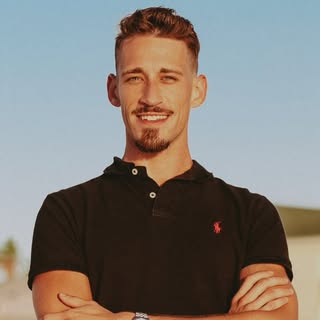 Profile Picture of Sebastian Wroblewski | Realtor (@sebiwroblewski) on Instagram