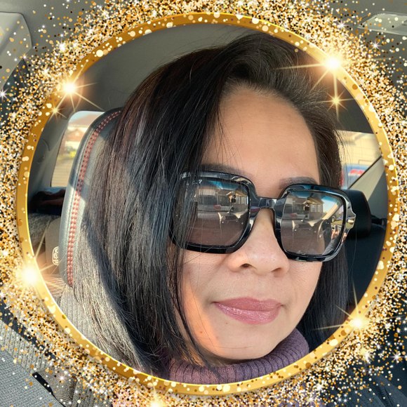 Profile Picture of Thu Anh (@koala952) on Poshmark