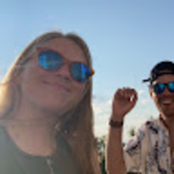Profile Picture of Beth Labbe (@blabbe88) on Poshmark