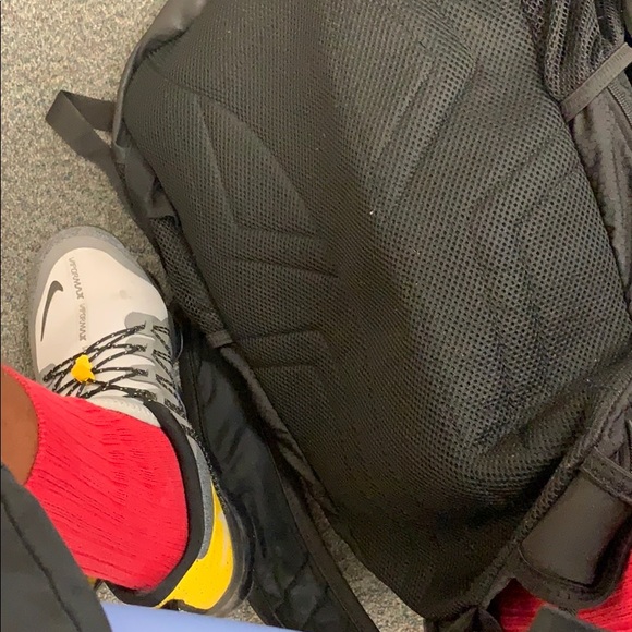 Profile Picture of Cortez Lenoir (@cortezzz17) on Poshmark