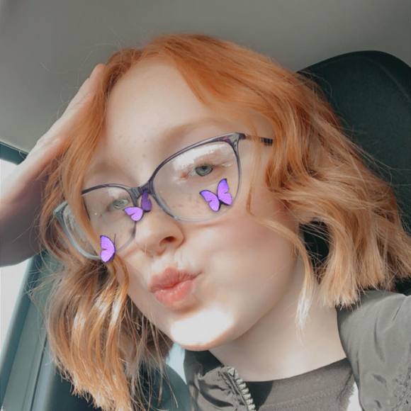 Profile Picture of Kelsi Paegel (@kelsipaegel) on Poshmark