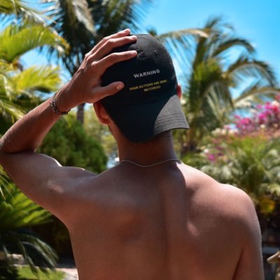 Profile Picture of Adrian McBride (@AdrianM81158111) on Twitter