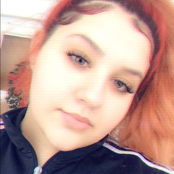 Profile Picture of Gianna Berardicurti (@prettyyluhhgiaa) on Poshmark