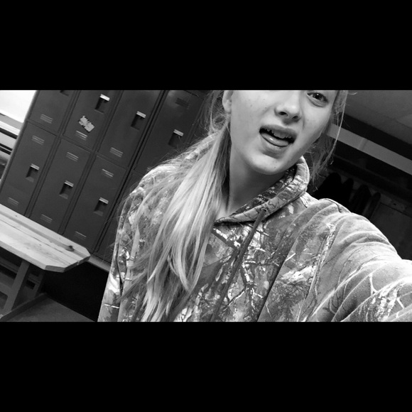 Profile Picture of Kory Moehlmann (@koryjean) on Poshmark