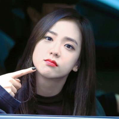 Profile Picture of Jisoo Turtle Rabbit Kim (@Nayswantutri) on Twitter