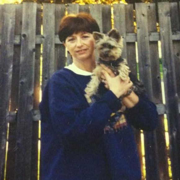 Profile Picture of Pamela Wilder (@woolly) on Poshmark