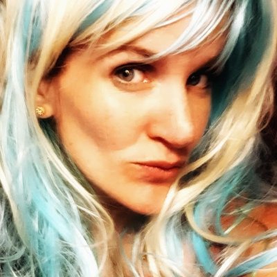 Profile Picture of Jessica Ballinger (@GeminiGypsyGrrl) on Twitter