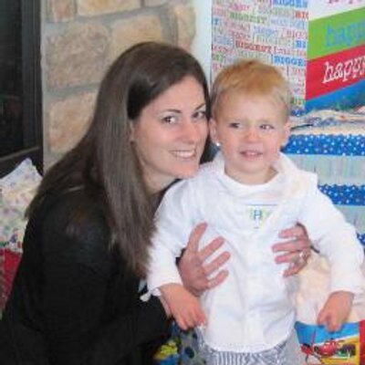 Profile Picture of Renee Walters (@reneewalters11) on Twitter