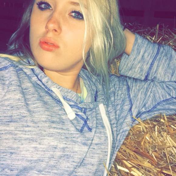 Profile Picture of Jasmine Speece (@jspeece00) on Poshmark
