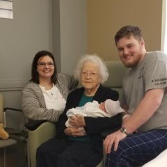 Profile Picture of Shannon Detwiler (@shannondetwiler0) on Tiktok