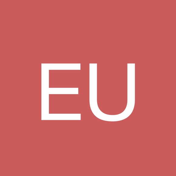 Profile Picture of Emmalee Uttech (@euttech28) on Poshmark