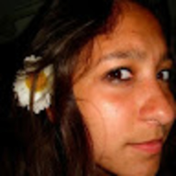 Profile Picture of Julia Linstrom (@mexiiswede) on Poshmark