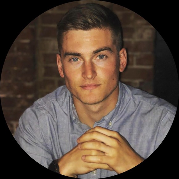 Profile Picture of Mike Bosiljevac (@mikebosiljevac) on Poshmark