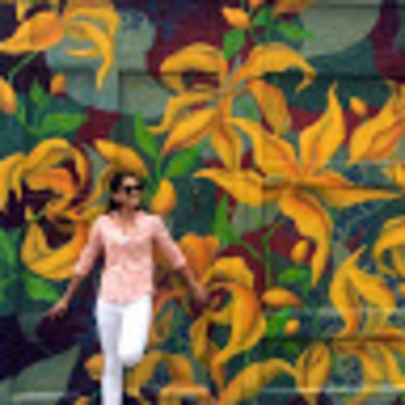 Profile Picture of Janki Patel (@jankipatel225) on Poshmark