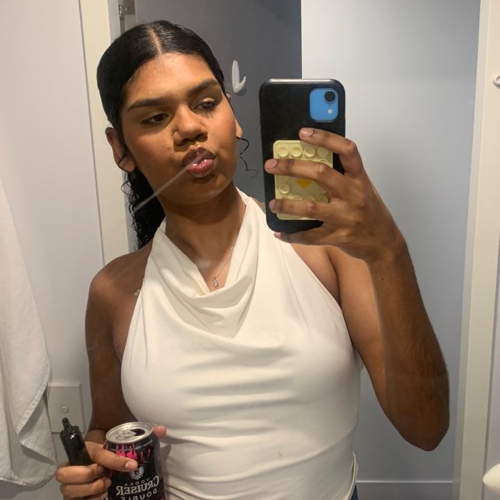 Profile Picture of sandzee😜 (@ali.cesands) on Tiktok