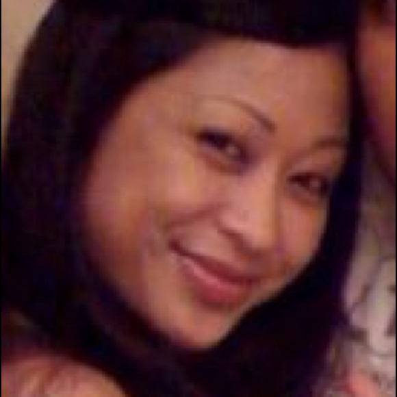 Profile Picture of Tiffany Caliboso (@tiffcali) on Poshmark