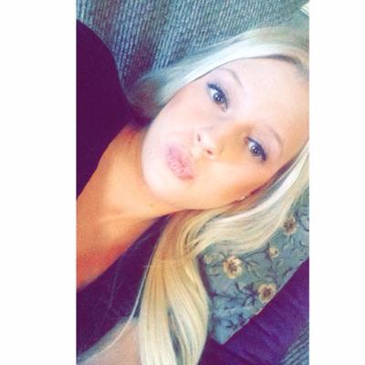 Profile Picture of Stephanie Hoover (@hooversteph106) on Twitter