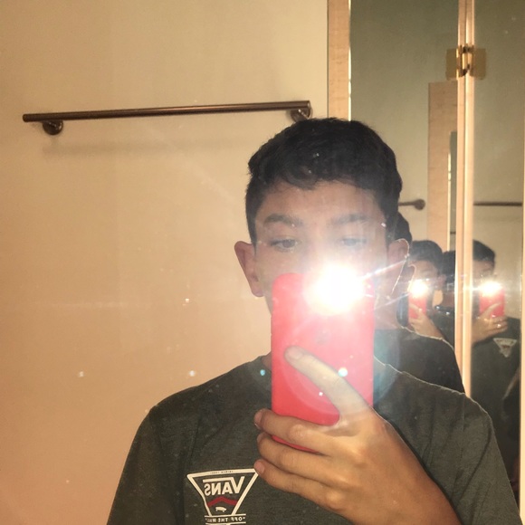 Profile Picture of Hunter Campen (@hcampen) on Poshmark