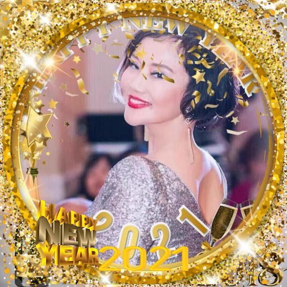Profile Picture of Lan Zhang (@lanzhang) on Poshmark