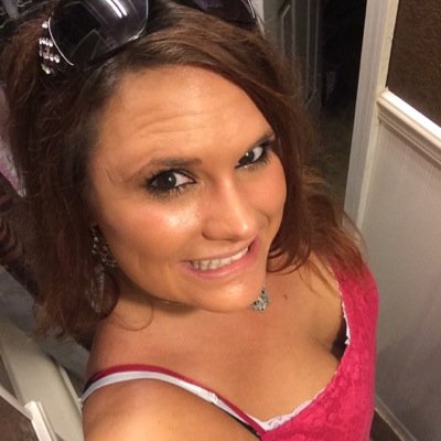 Profile Picture of Chelsea Brewster (@ChelseaDawn02) on Twitter