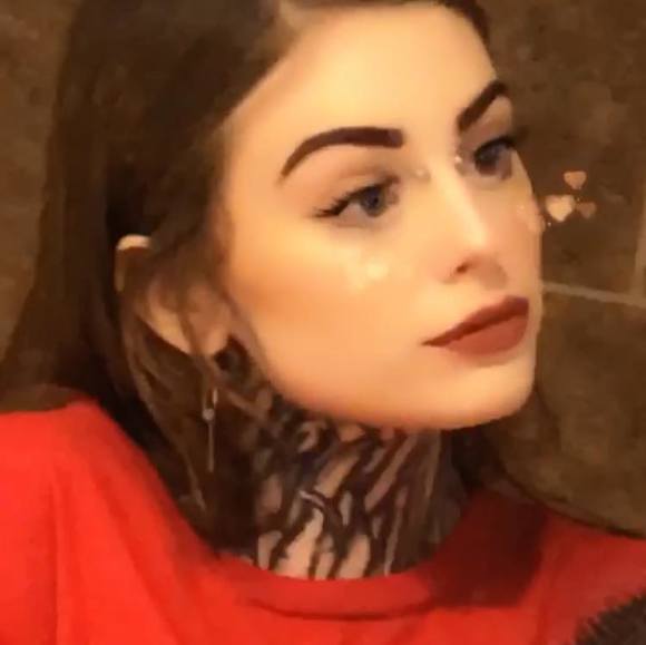 Profile Picture of Madison Sinclair (@madisonsincl935) on Poshmark