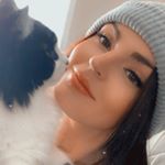 Profile Picture of ✨ Andréanne Lesage  ✨ (@andreanne_lesage_) on Instagram