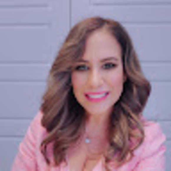 Norma Leitch - Poshmark Profile Picture of Norma Leitch (@normaleitch) on Poshmark