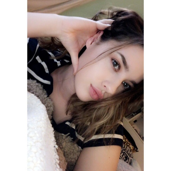 Profile Picture of Kait Mazanowski (@kmaza1) on Poshmark